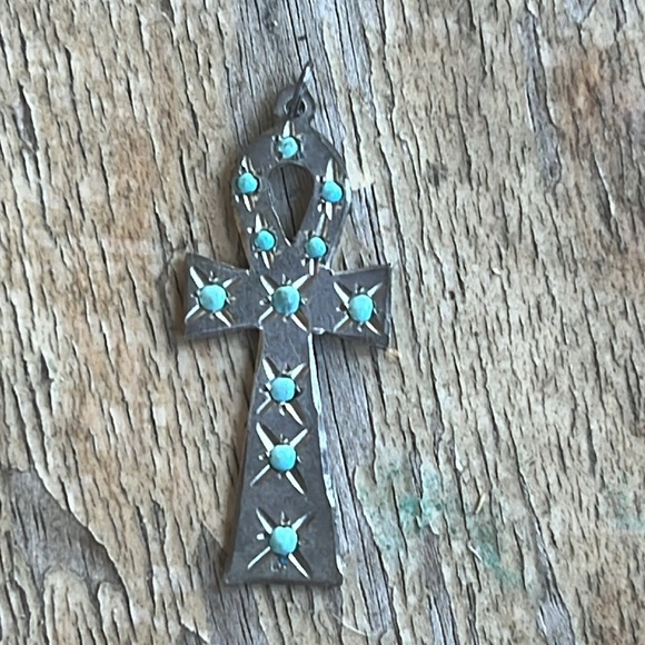 Vintage Silver Ankh Key Pendant with Turquoise Gems - Picture 17 of 17